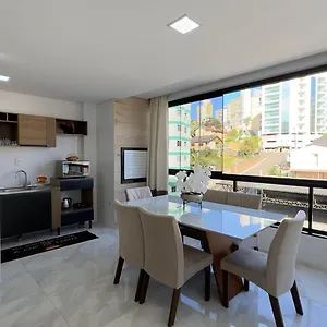 Apartamento Apto Girassol - 2 Quartos, Apto Moderno,confortavel E De Frente Avenida Principal!, Piratuba